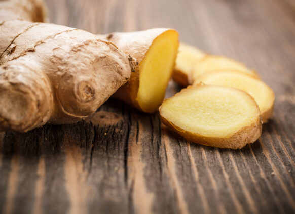 Frisches geschnittenes Ingwer