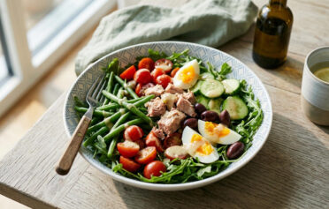 Nicoise-Salat-mit-Thunfisch-gruenen-Bohnen
