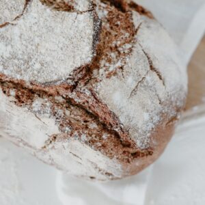 Vollkornbrot im Stück
