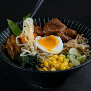 Asiatische Ramen Bowl