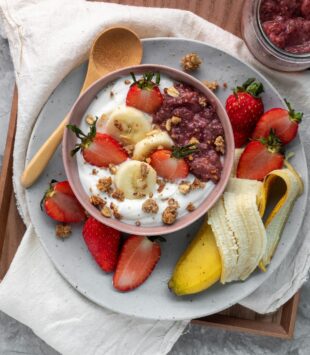 Eine gesunde Frühstück Bowl für Bluthochdruck und Diabetes.