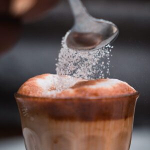 Kaffee mit Zucker