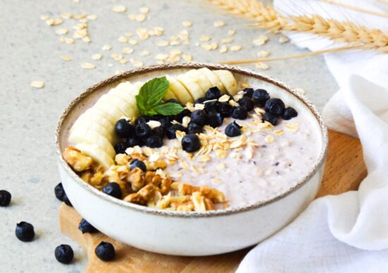 Porridge mit Beeren