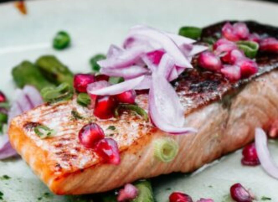 The 15 best foods for healthy weight loss | Oviva UK